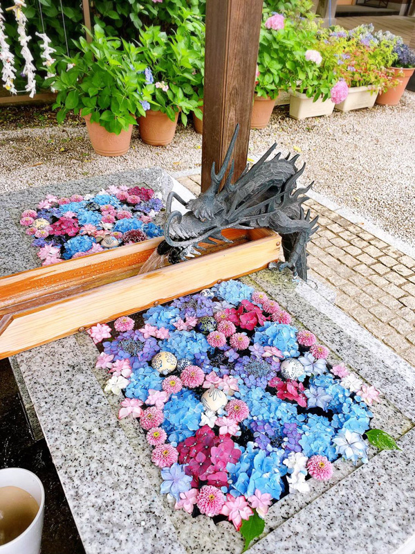 0056川越八幡宮の花手水