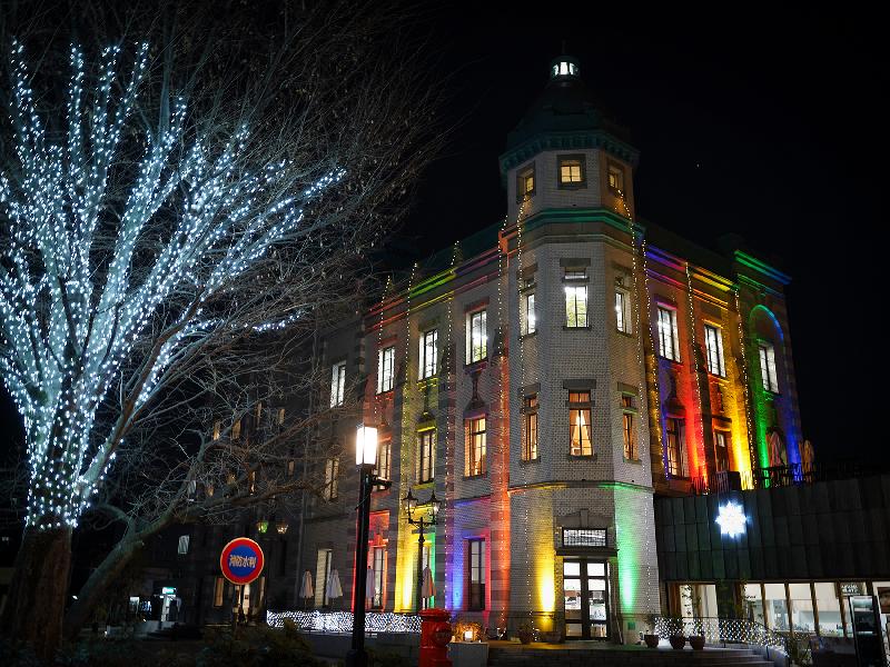 りそなコエドテラスのライトアップの写真